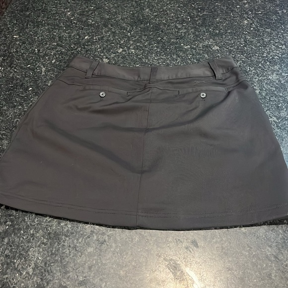 Classic Black Women's SLAZENGER Skort - Picture 3 of 3
